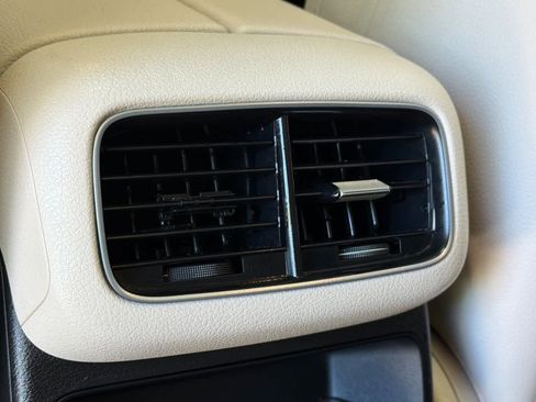 Used 2022 Mercedes-Benz GLE 350 4MATIC image 14
