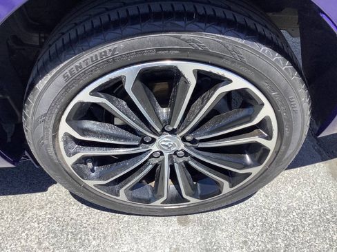 Used 2015 Toyota Corolla S FWD image 19