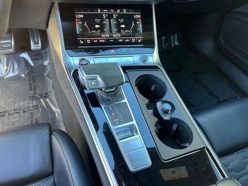 Used 2022 Audi RS 7 Sportback w/ Black Optic Package image 32