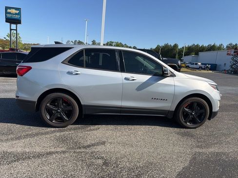 Used 2018 Chevrolet Equinox LT w/ Redline Edition image 3