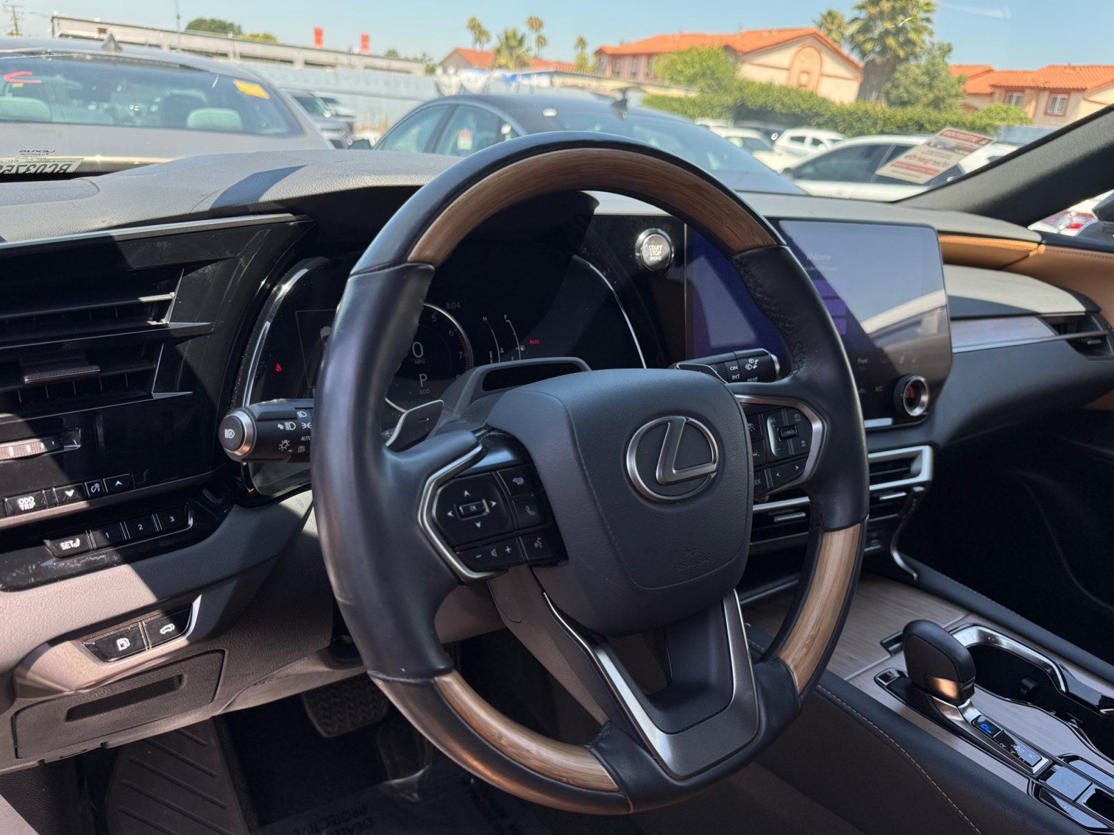 Used 2024 Lexus RX 350 Premium w/ Convenience Package FWD image 22