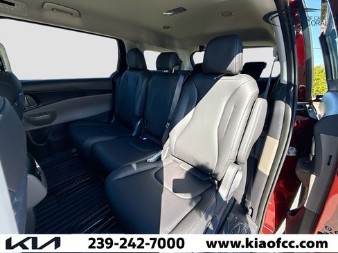 New 2026 Kia Carnival image 21
