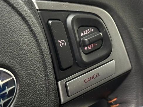 Used 2017 Subaru Crosstrek 2.0i Premium image 13