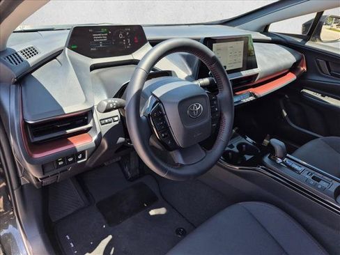 Used 2026 Toyota Prius Plug-In Hybrid FWD image 9