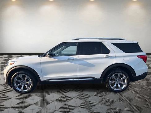 Used 2020 Ford Explorer Platinum w/ Premium Technology Package AWD/4WD image 8
