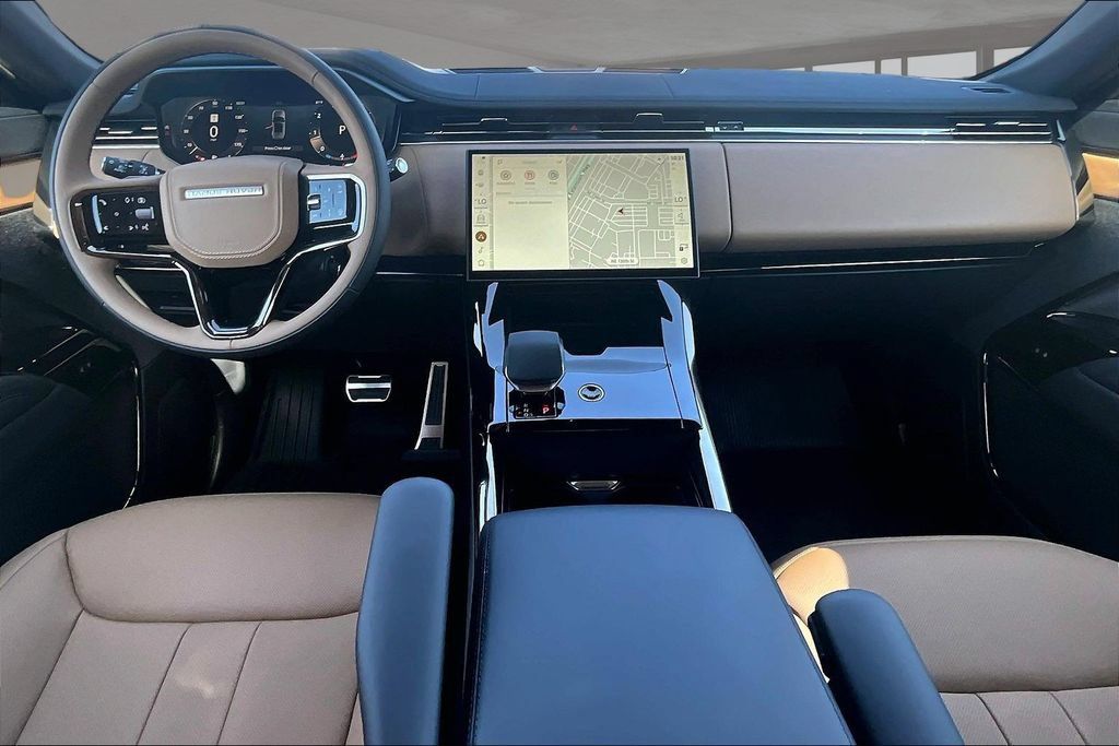 New 2026 Land Rover Range Rover Sport Dynamic SE AWD/4WD image 5