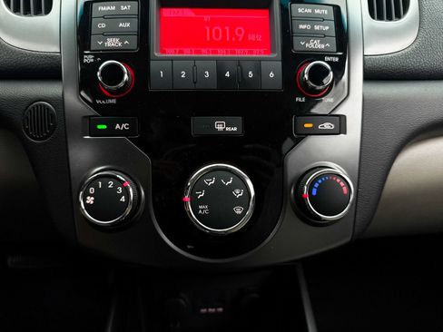 Used 2013 Kia Forte Koup EX FWD image 15