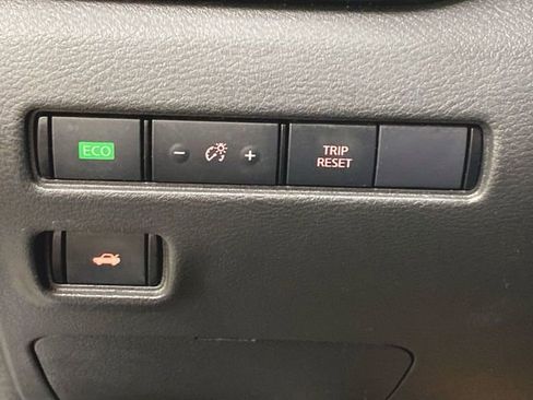 Used 2024 Nissan Sentra SV image 17