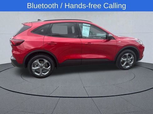 Used 2025 Ford Escape ST-Line AWD/4WD image 3