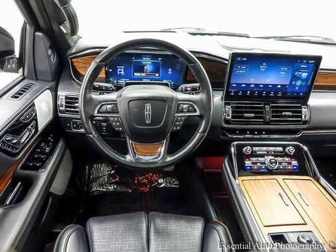 Used 2022 Lincoln Navigator L Black Label AWD/4WD image 14