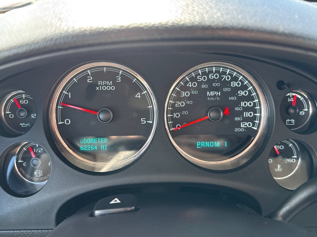 Used 2013 GMC Sierra 3500 Denali AWD/4WD image 15