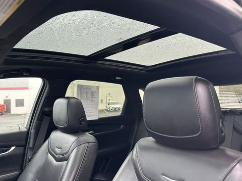 Used 2023 Cadillac XT5 Premium Luxury image 22