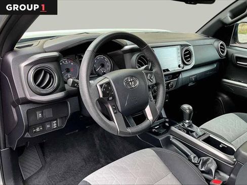 Certified 2023 Toyota Tacoma TRD Off-Road w/ Black Out Package (TMS) AWD/4WD image 18