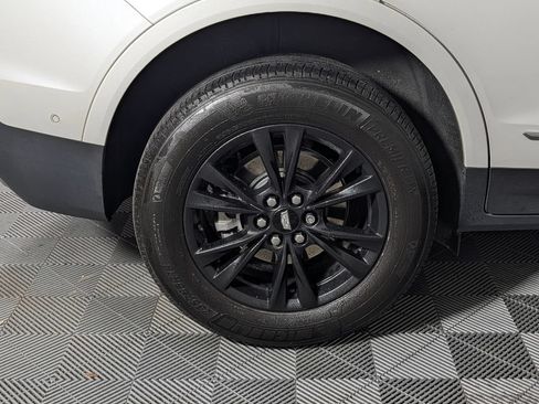 Used 2022 Cadillac XT5 Premium Luxury w/ Technology Package FWD image 13