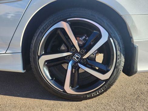 Used 2022 Honda Accord Sport image 32