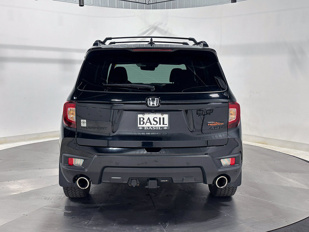Used 2024 Honda Passport TrailSport image 12