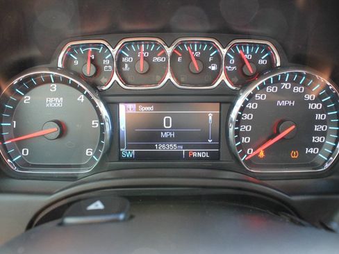 Used 2018 Chevrolet Tahoe 4WD w/ Suspension Package, Off-Road image 21