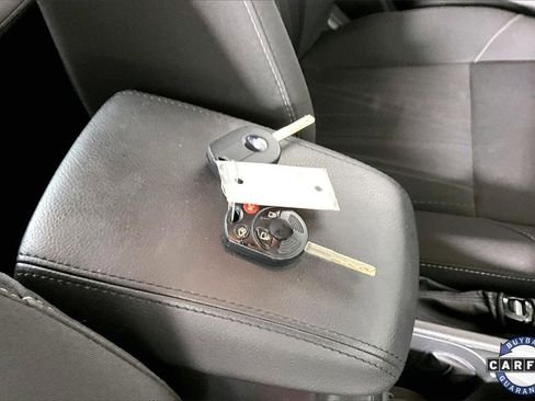 Used 2016 Ford Focus SE w/ SE Power Seat Package image 34