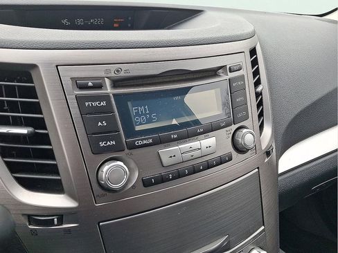 Used 2013 Subaru Legacy 2.5i Premium image 17