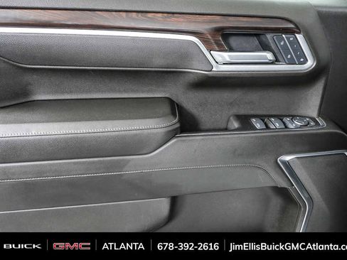 Used 2025 GMC Sierra 1500 SLT image 6