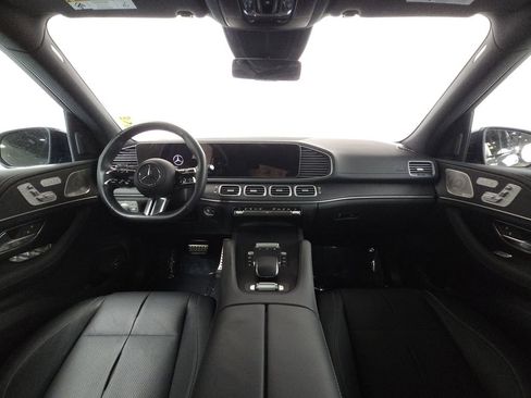 Used 2024 Mercedes-Benz GLS 450 4MATIC image 27