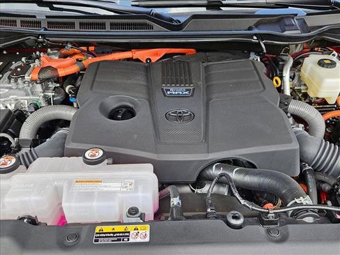 New 2025 Toyota Tundra Platinum image 15