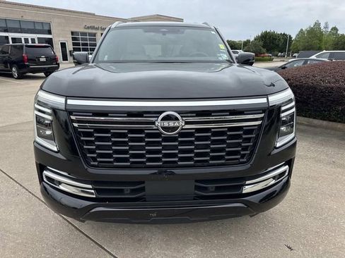 Used 2025 Nissan Armada Platinum Reserve w/ Convenience Package RWD image 2