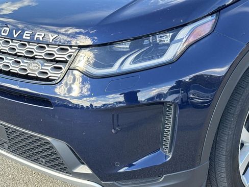 Used 2022 Land Rover Discovery Sport SE image 9
