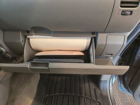 Used 2005 Nissan Frontier SE image 29