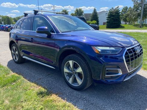 Used 2023 Audi Q5 2.0T Premium Plus w/ Premium Plus Package AWD/4WD image 7