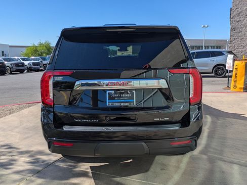 Certified 2024 GMC Yukon XL SLE image 4