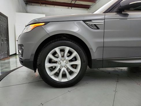 Used 2016 Land Rover Range Rover Sport HSE image 33