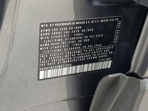 Certified 2025 Volkswagen Taos S FWD image 31