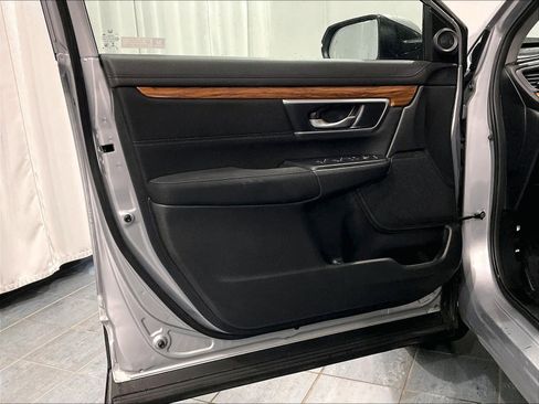 Used 2019 Honda CR-V EX image 9