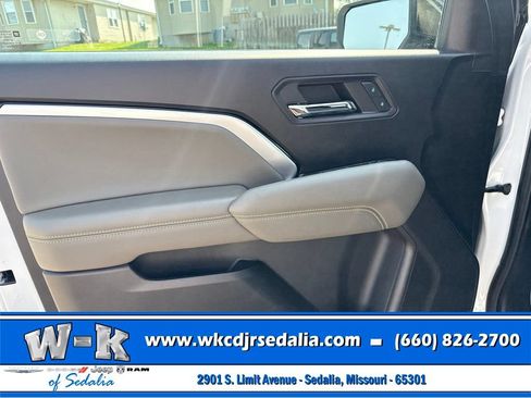 Used 2024 Chevrolet Colorado ZR2 AWD/4WD image 19