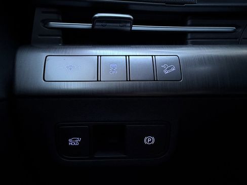 Used 2024 Hyundai Kona Limited image 28