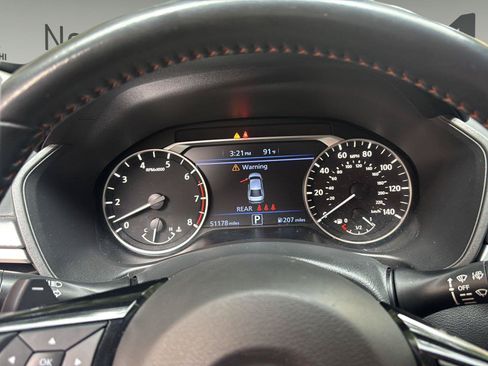 Used 2023 Nissan Altima 2.5 SR FWD image 18