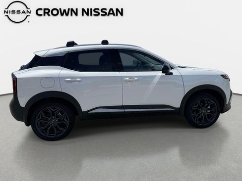 Certified 2026 Nissan Kicks SR w/ SR Premium Package AWD/4WD image 8