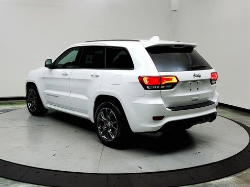 Used 2016 Jeep Grand Cherokee SRT image 7