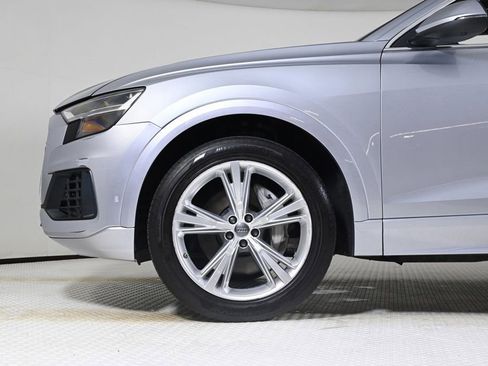 Used 2022 Audi Q8 Premium image 24