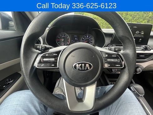 Used 2021 Kia Forte LXS FWD image 24