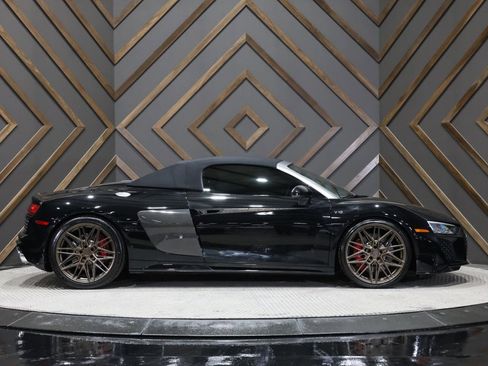 Used 2023 Audi R8 V10 performance w/ Carbon Exterior Package image 20