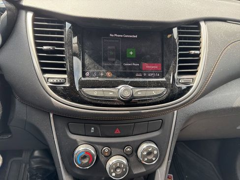 Used 2020 Chevrolet Trax LS w/ Tint and Cruise Package image 9