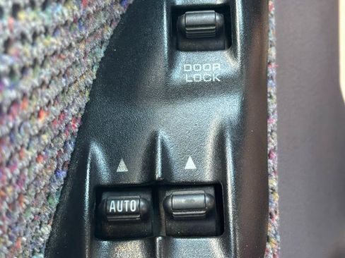 Used 2001 Dodge Ram 1500 Truck 4x4 Quad Cab image 16