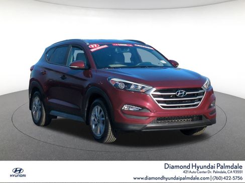 Used 2017 Hyundai Tucson SE Plus FWD image 1
