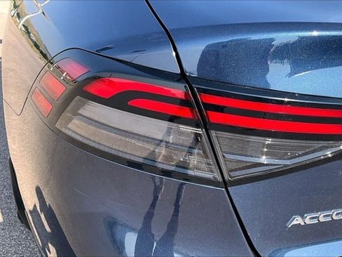 Used 2023 Honda Accord EX-L image 22