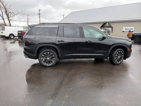 New 2026 Chevrolet Traverse LT image 8