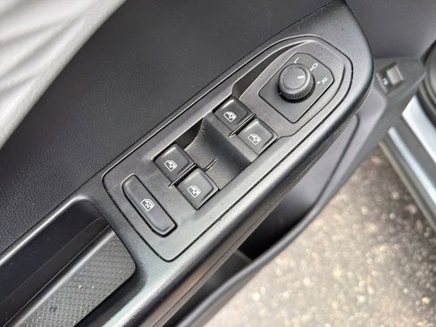 Used 2024 Volkswagen Taos S FWD image 12