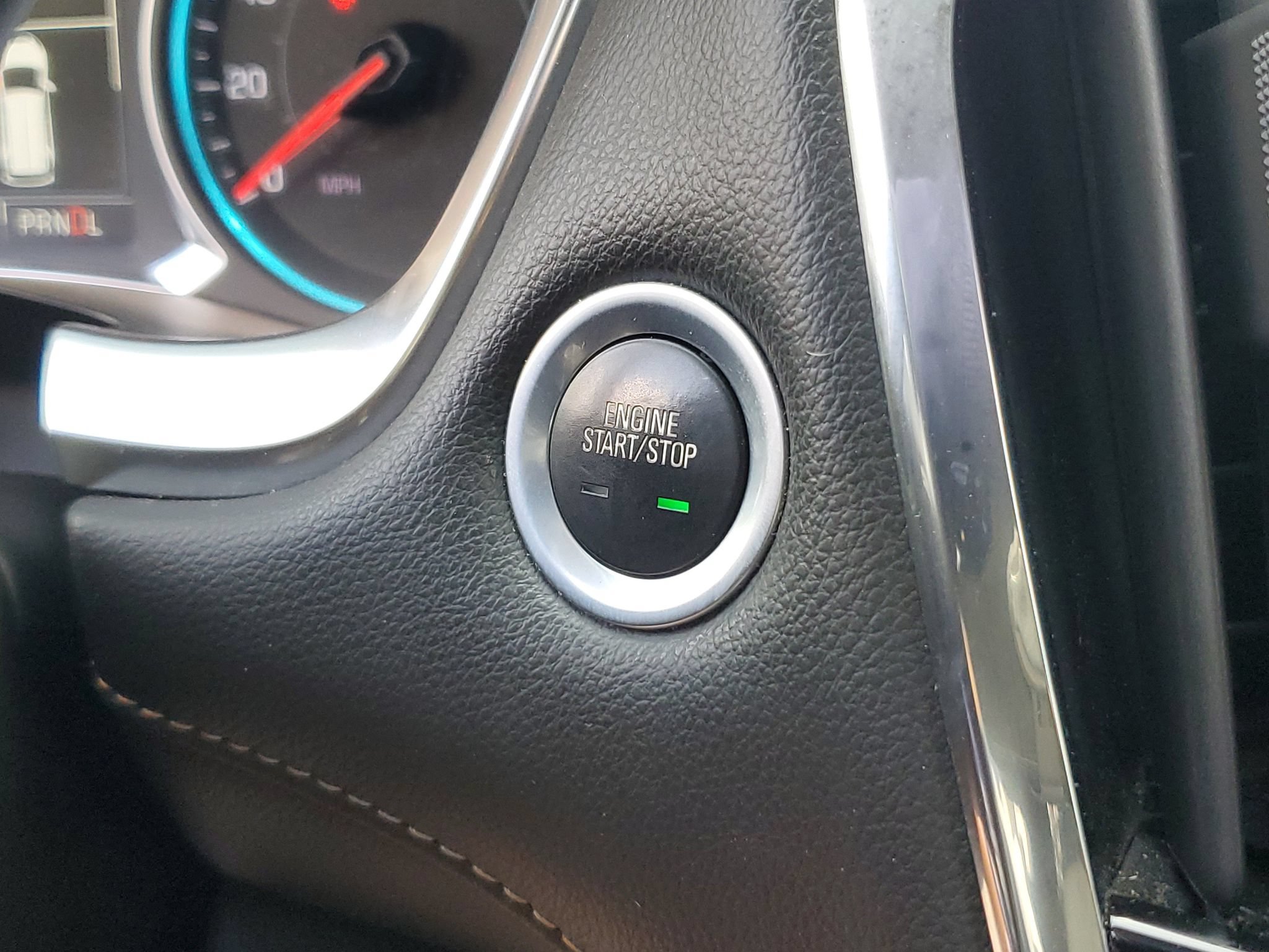 Used 2018 Chevrolet Traverse LT FWD image 26