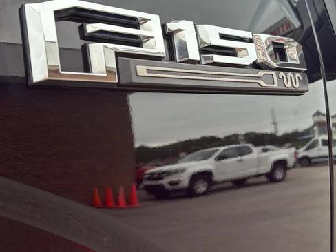 Used 2019 Ford F150 King Ranch w/ Equipment Group 601A Luxury AWD/4WD image 11